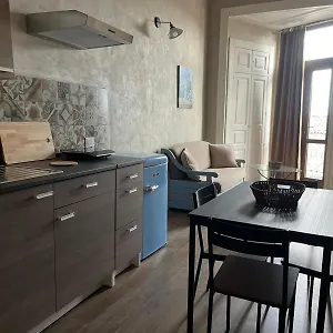 Chrilu House Catánia